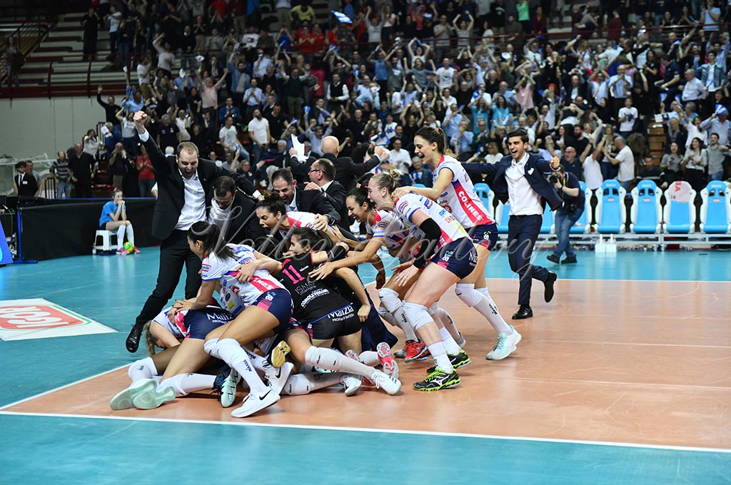 Igor NO-VakifBank Istanbul (31)